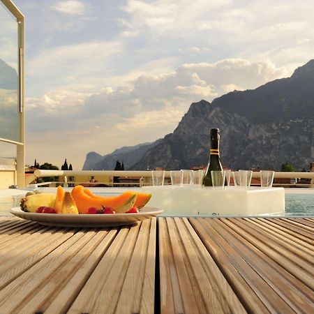 Eco Hotel Bonapace Torbole Sul Garda Exteriér fotografie